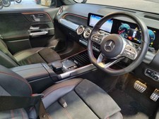 MERCEDES-BENZ EQB 350 AMG LINE PREMIUM + 4M 69.7kWh NMC